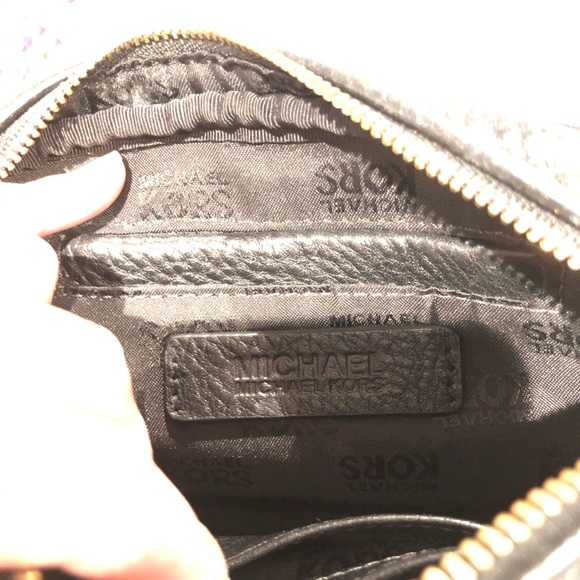 Michael Kors crossbody - Picture 8 of 11